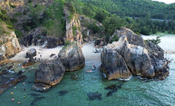 Bãi đá nhảy Du Lịch Quảng Bình