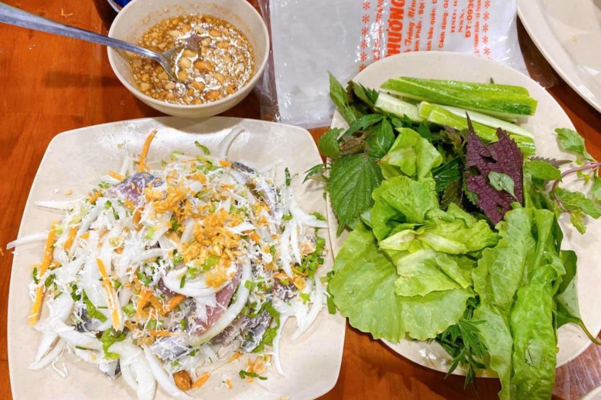 gỏi cá trích phú quốc
