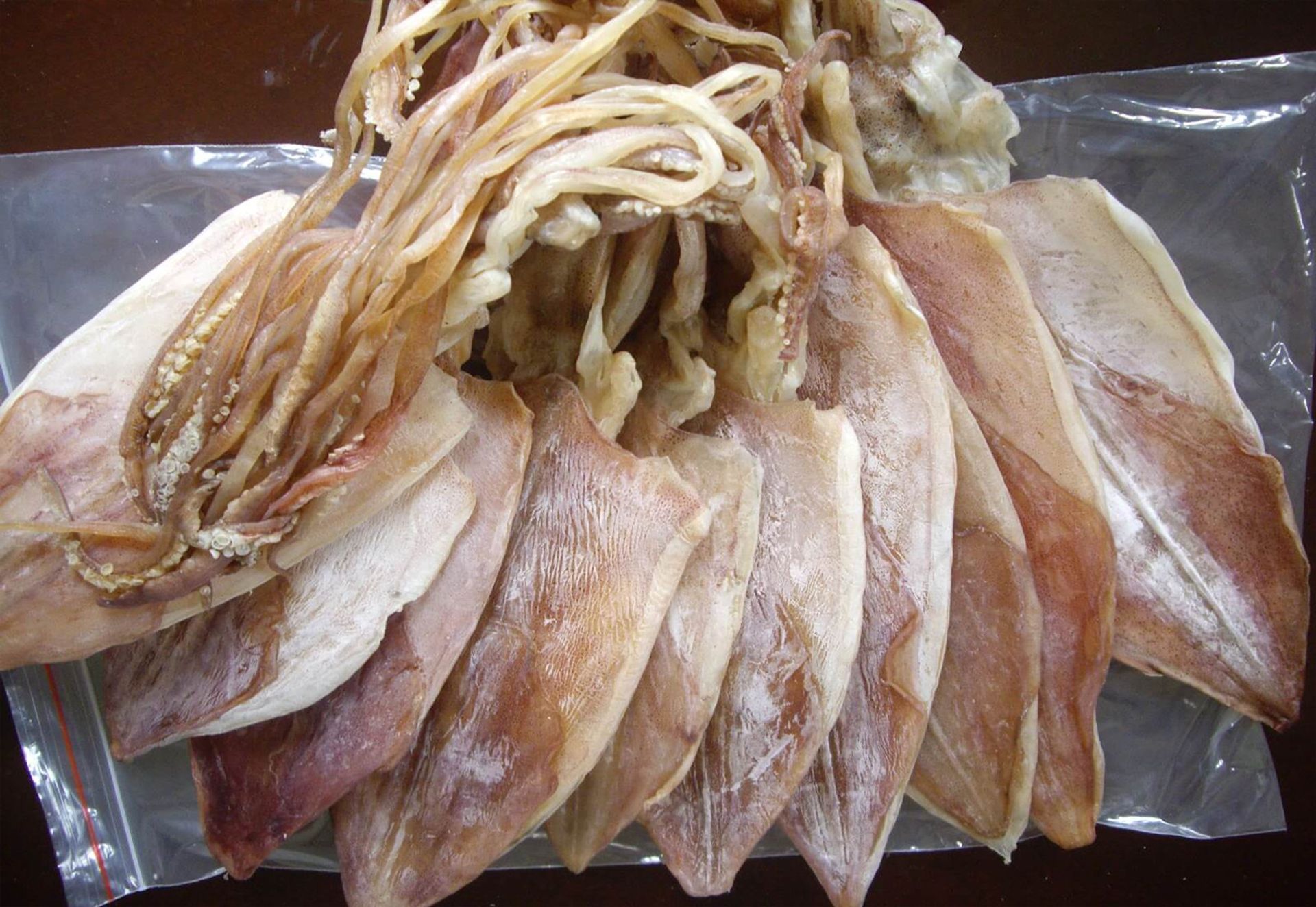 Mực khô ẩm thực cát bà